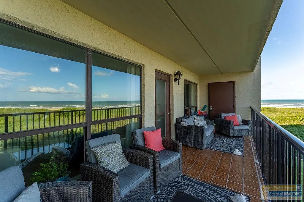 d3b828170fbf26b5614ca27b4eec86ac-uncropped_scaled_within_1536_1152