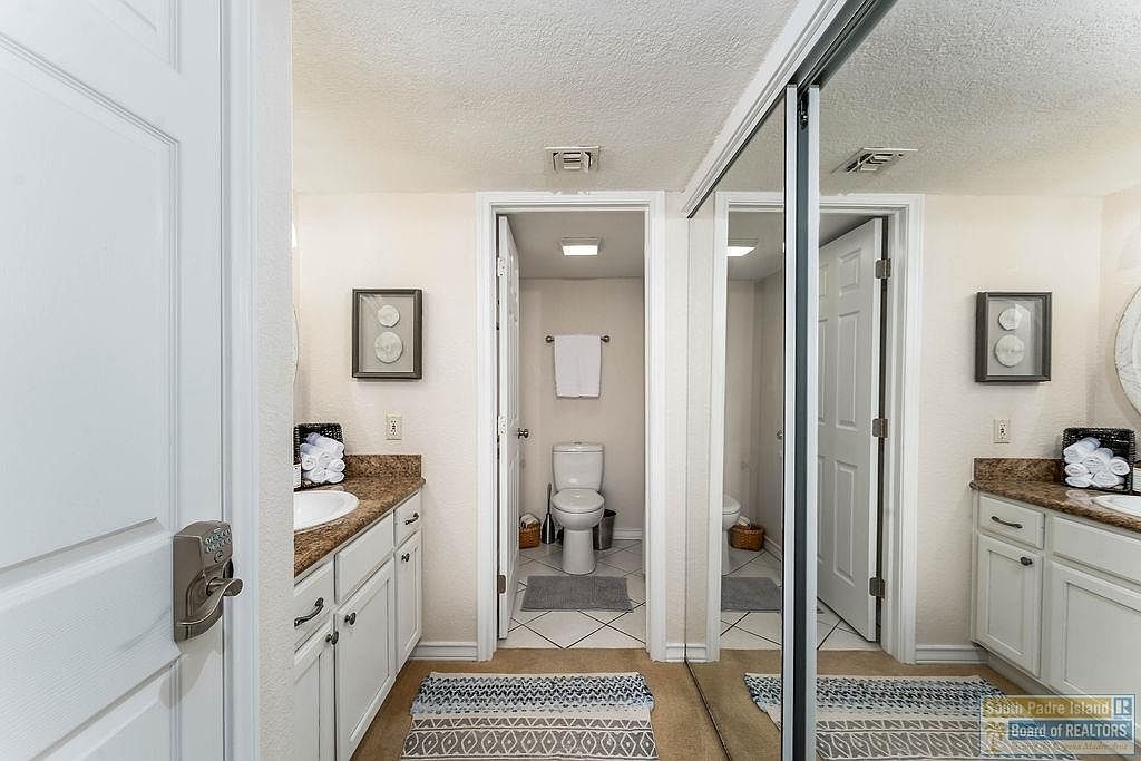 imgi_1561_9077deeac7ef0238bf3f003013f341d9-uncropped_scaled_within_1536_1152